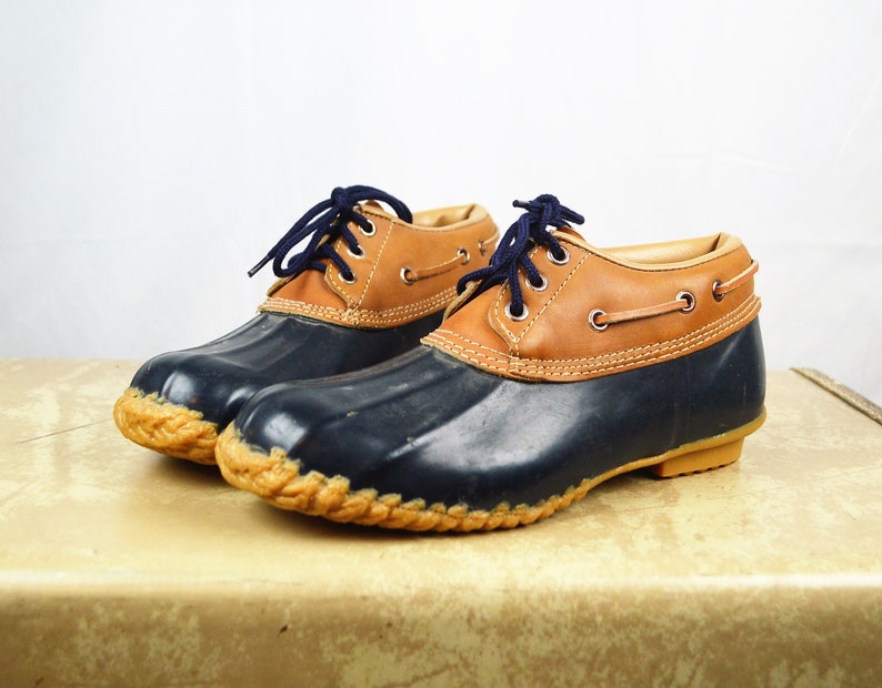 Size 8 Leather and Rubber Vintage Bass Ankle Duck Boots