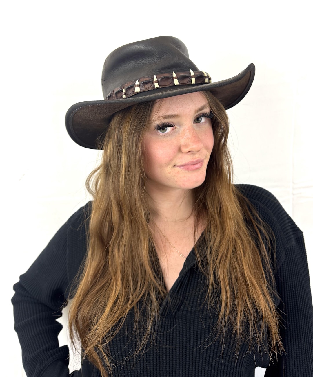 1179 Buffalo Leather Cowboy Hat – Genuine Western Outback Hat For Men & Women Oztrala Buffalo Leather Hat Australian Outback Breezer  main image 3