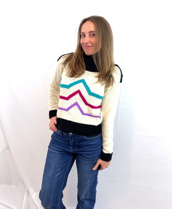 Vintage 70s 80s Rainbow Chevron Striped Sweater To