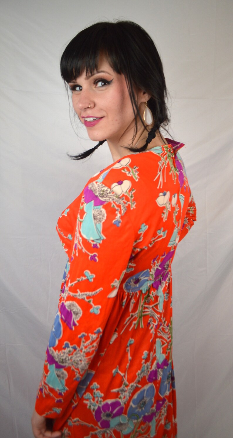 Vintage 1970s Hippie Psychedelic Summer Slinky Floral Maxi Dress