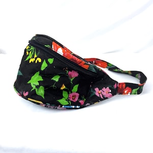 Riñonera vintage con tapiz floral - Gitana