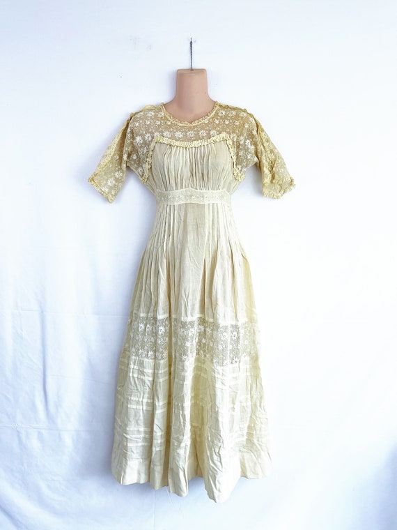 Amazing Vintage 1900s Victorian Cotton Lace Antiq… - image 1