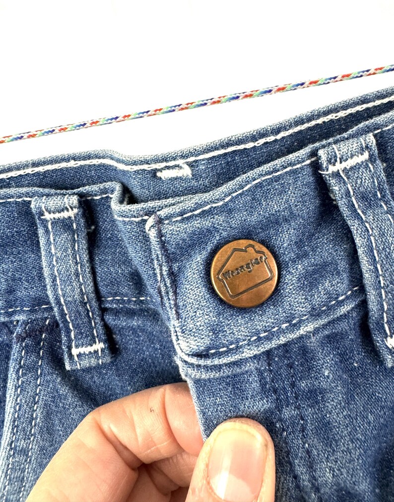 Pantalones vaqueros de mezclilla Wrangler estilo carpintero vintage para niños - Talla 1 imagen 6
