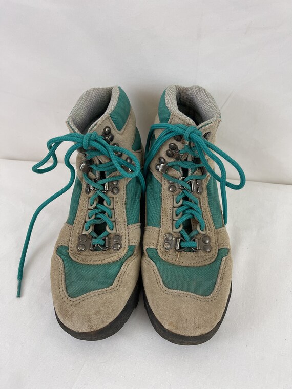 Vintage Vasque Hiking Boots Made in Korea Size 6 Gem