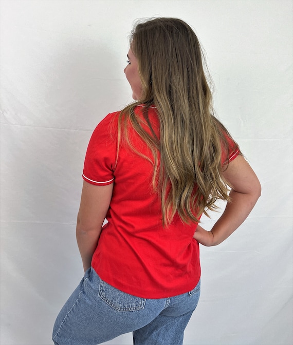 Vintage 70s 80s  Red Sailing Sailboat Fitted Tee … - image 4