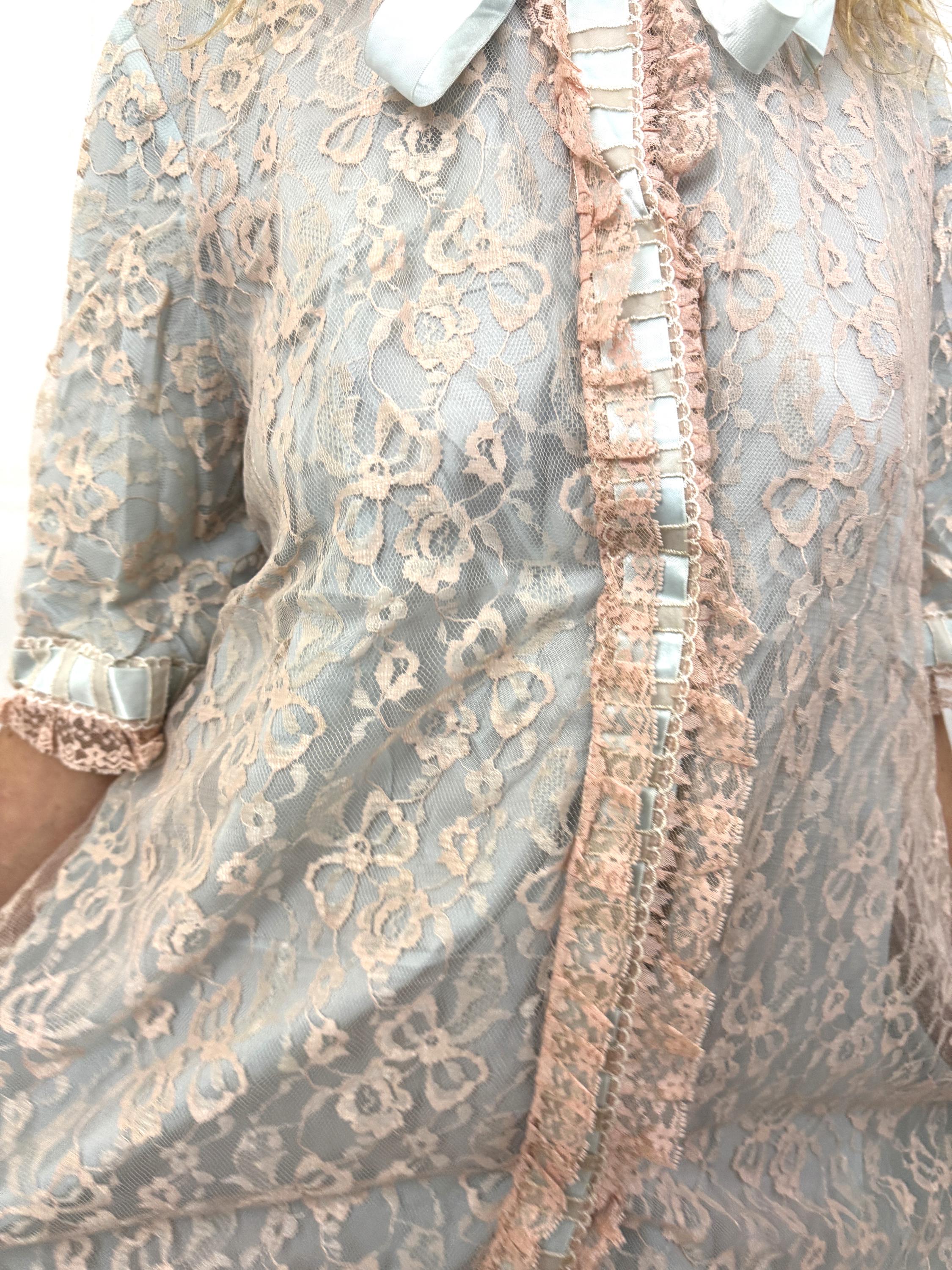 Vintage 1960s 60s Lace Lingerie Slip Dressing Gown Robe Peignoir