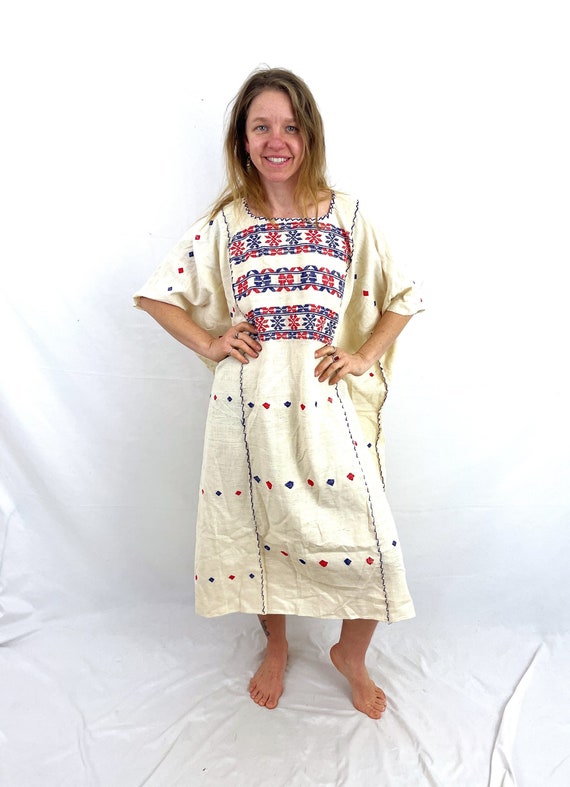 Vintage 1970s Ethnic Boho Embroidered Dashiki Caft