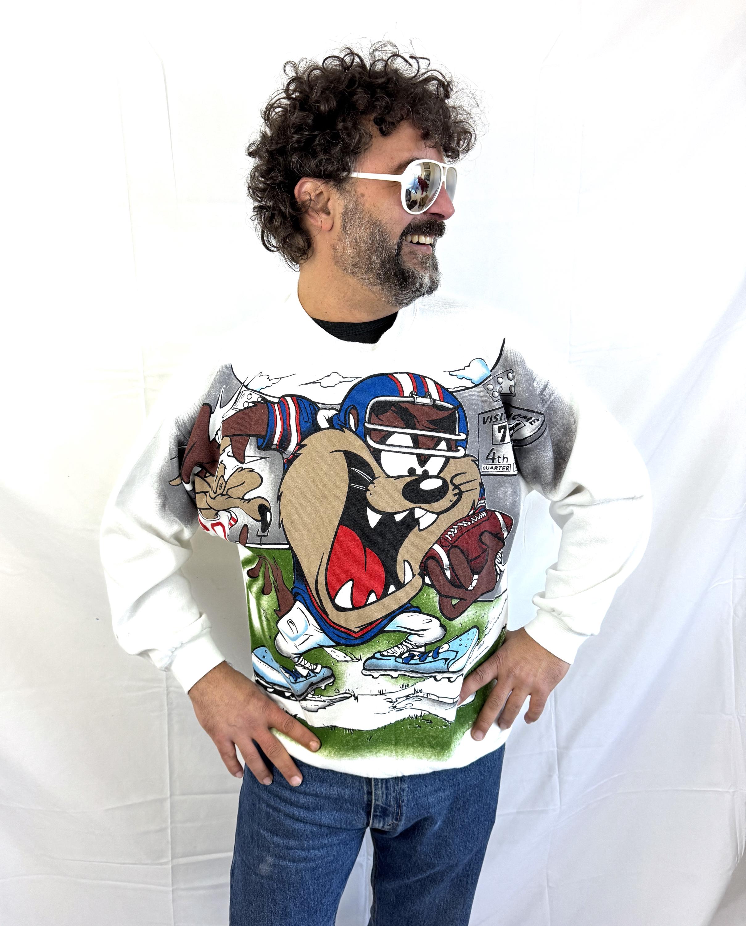  JEANS LOONEY TUNESコラボトレーナー Msize il_fullxfull.6650246705_ionr.jpg