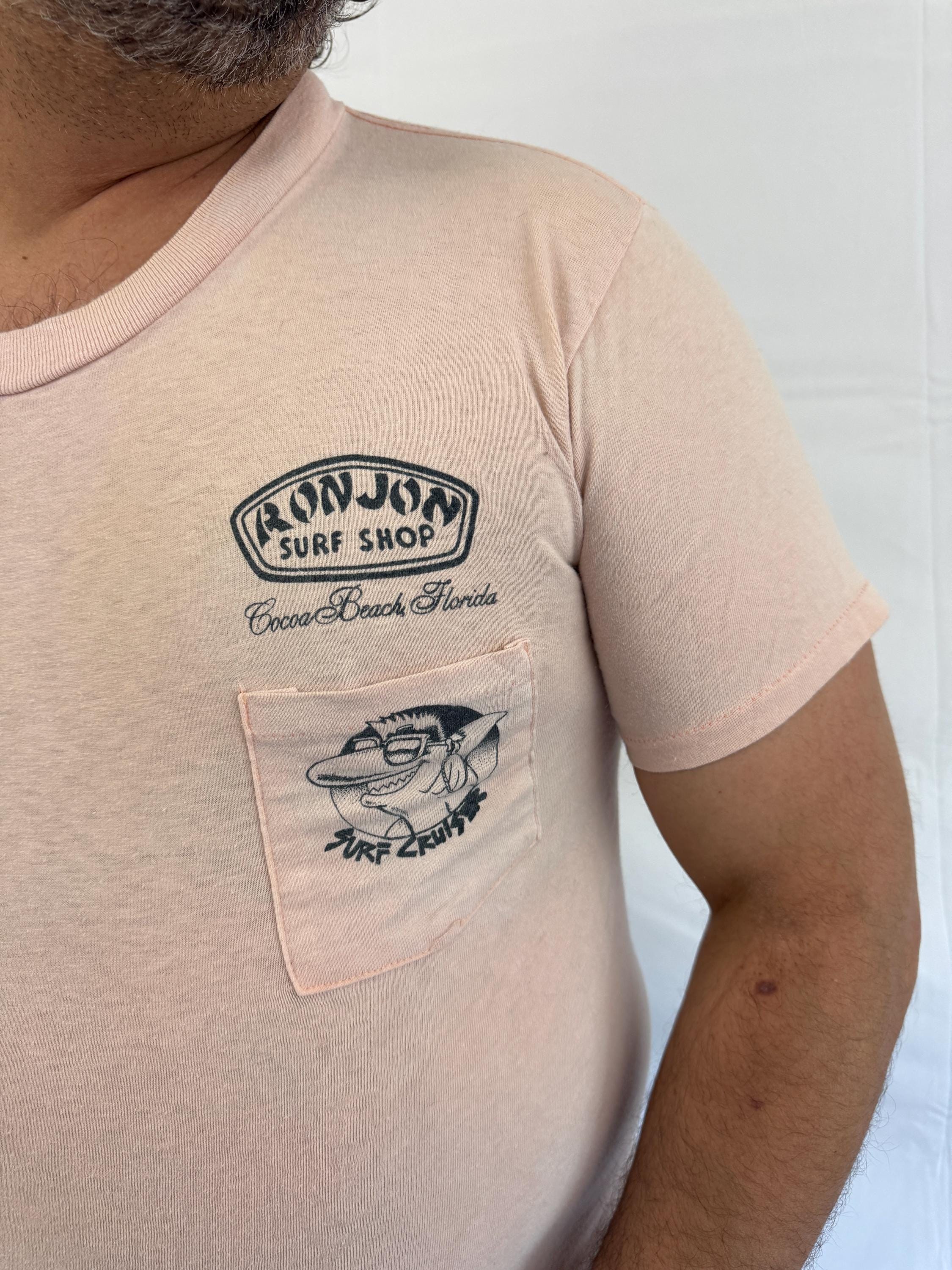 Vintage 80s Ron Jon 1986 Surf Shop Surf Crusier Shark Tshirt Tee
