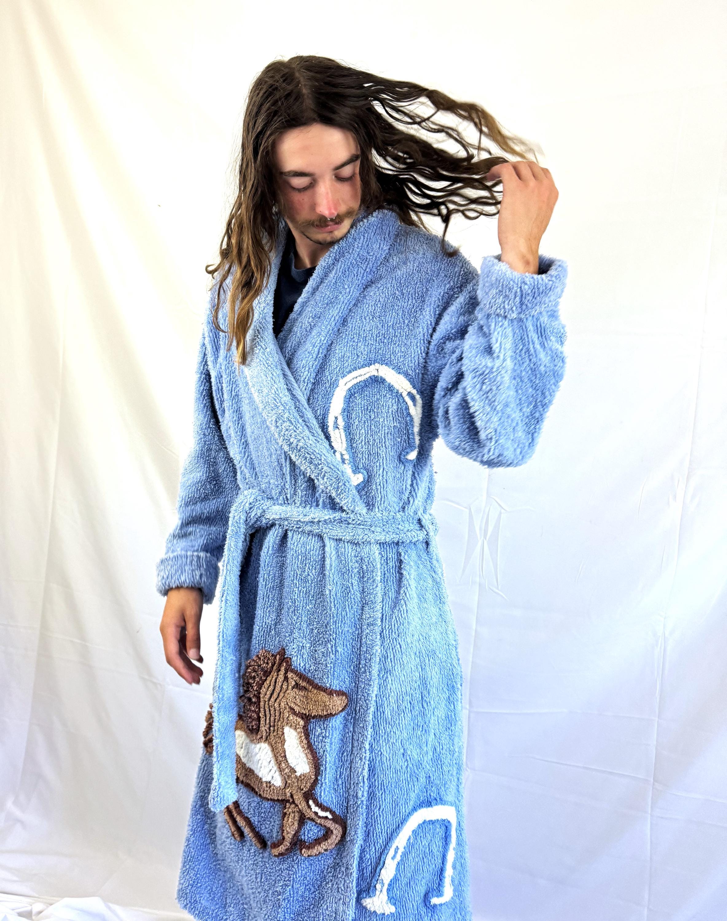 美品✨Damze ダンツェ スウェット シェニール織 立体刺繍 ホワイト L 美品✨Damze ダンツェ スウェット シェニール織 立体刺繍 ホワイト L