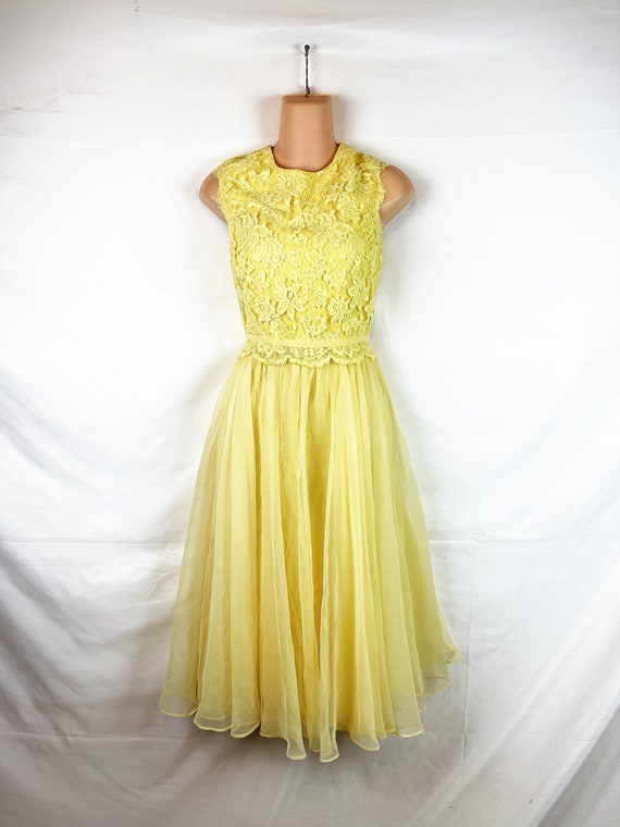 Pastel yellow shop lace dress