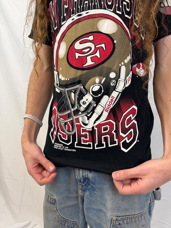 Vintage 90s San Francisco 49ers T-shirt: Thumbs up Mike Utley, NWT