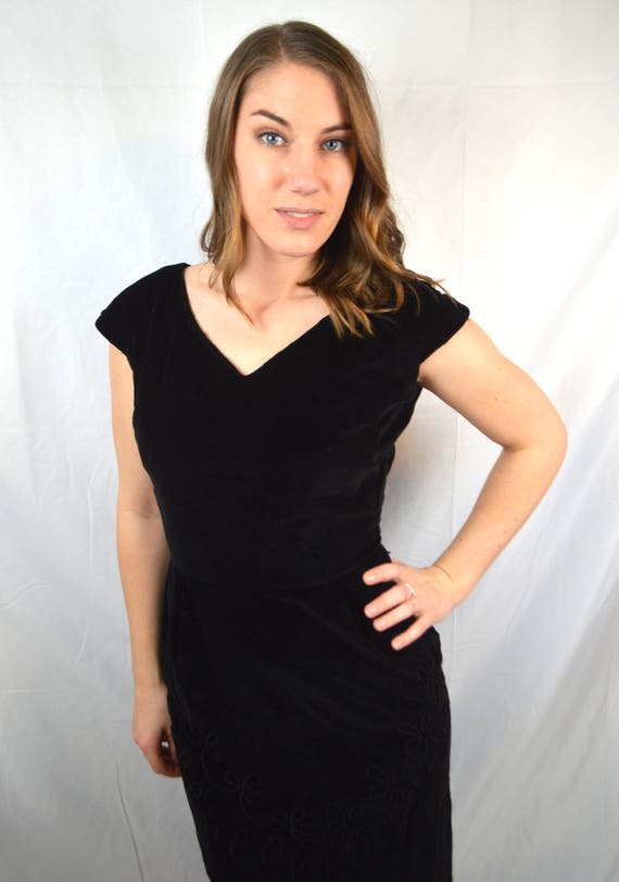 Sweet Vintage 1950s Black Velvet Koret of Californ