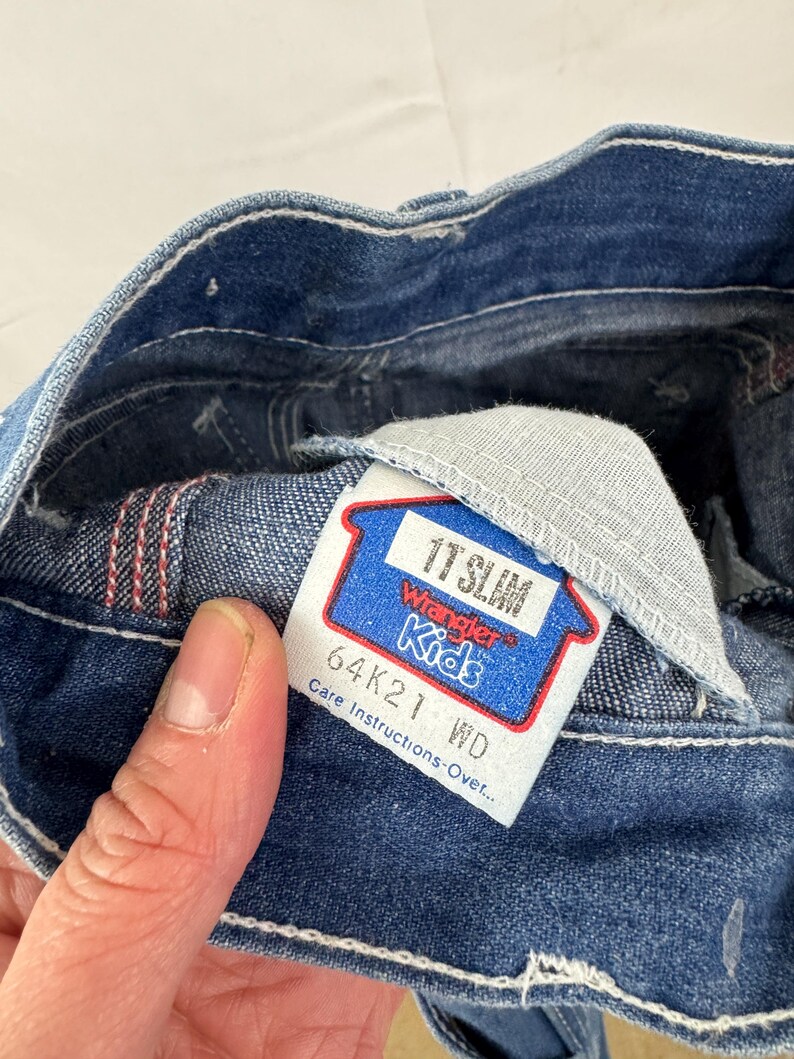 Pantalones vaqueros de mezclilla Wrangler estilo carpintero vintage para niños - Talla 1 imagen 8