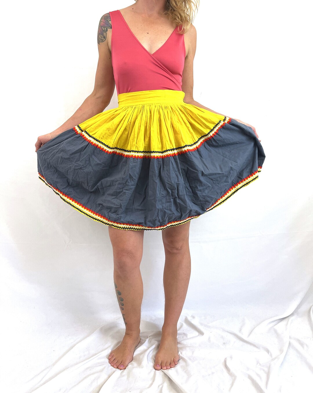 Rockabilly Ric Rac Falda vintage de los años 50 de los años 50 Squaw Patio Rockabilly Full ...