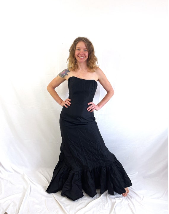 Fun 1980s 90s Vintage Strapless Black Mermaid Part