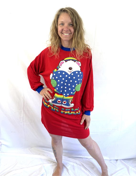 Vintage 80s 1980s Bear Hug Red Teddy Bear Nightie Night Shirt