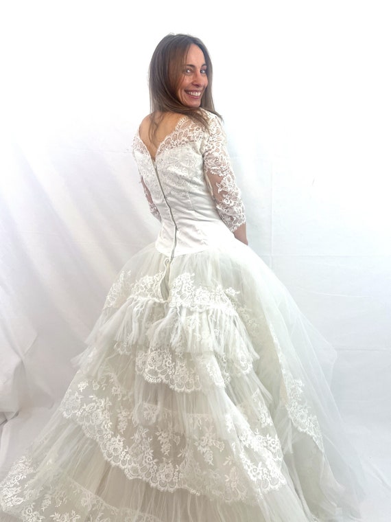 Gorgeous Vintage 1950s 50s Tulle Lace Wedding Dre… - image 1