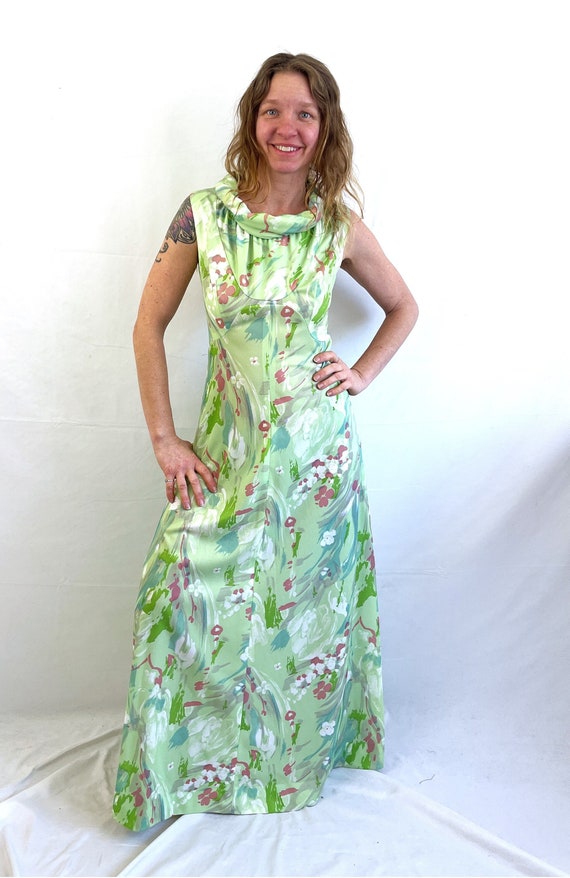 Vintage 1970s 70s Polyester Green Swirl Maxi Dress