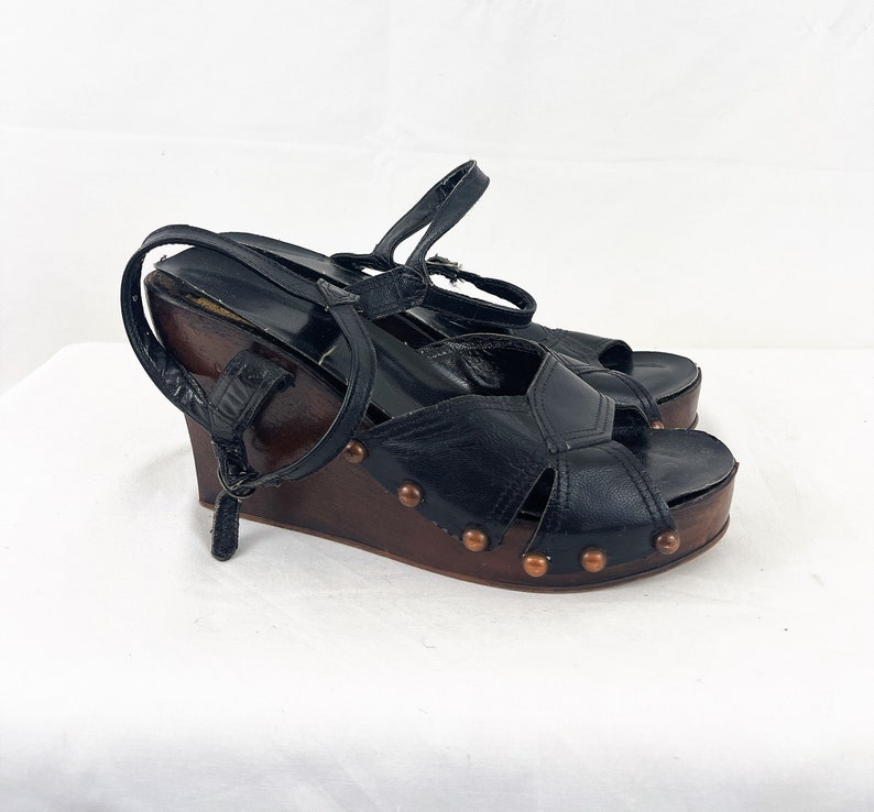 WOW Vintage Super RARE 1970s 70s Wooden Heel Chunky Leather Sandal Wedge Wood Shoes Huge Slingbacks Heels Pumps Sandals image 4