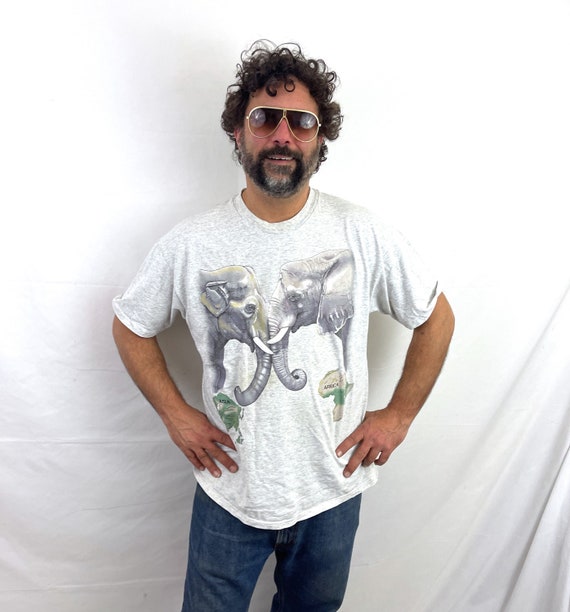 Vintage 1990s 90s 1992 Asia Africa Elephant Gray T