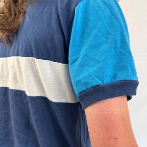 Vintage 1980-tals Nike Mesh blå t-shirt med ringmärke bild 6