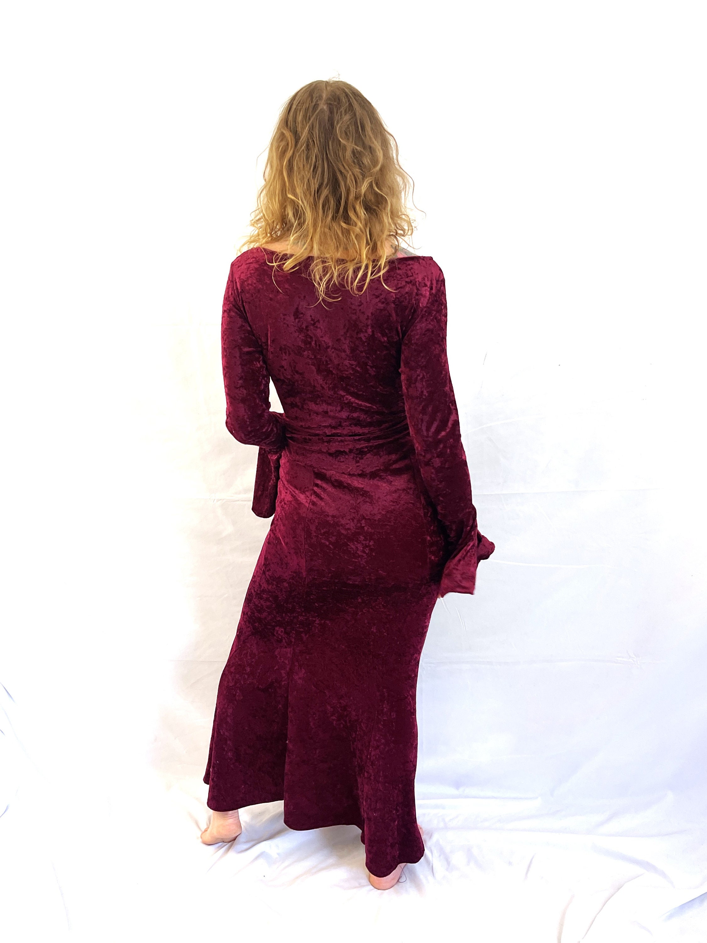 Vintage Y2K 90s RARE Velvety Maroon Belled Sleeve Lip Vintage Y2K 90s RARE Velvety Maroon Belled Sleeve Lip