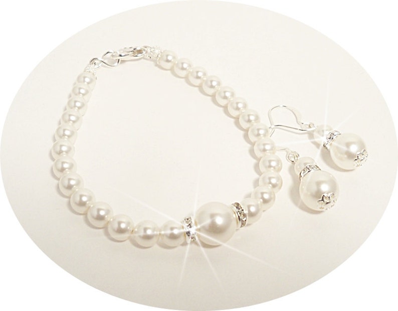 Bridal Jewelry, Pearl Bracelet and Earrings, Bridesmaid Jewelry Set, Wedding Jewelry, Pearl Bracelet, Pearl Earrings, Pearl Jewelry Set image 3