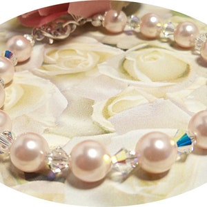 Pink Bracelet, Bridal Bracelet, Bridesmaid Bracelet, Mother of the Bride Jewelry, Pink Pearl, Pearl Crystal, Pink Wedding