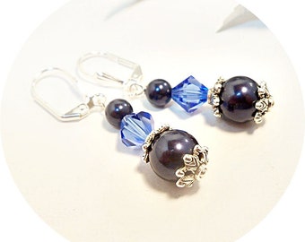 Blue Earrings,Bridesmaid Gift Dangle Earrings, Blue Pearls, Navy Blue, Dark Blue, Bridesmaid Earrings, Crystal Earrings, Mother of the Groom