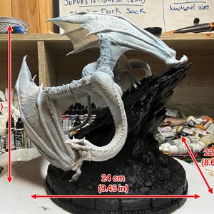 Statuetta tributo al drago | Resina | Oggetto da collezione ispirato a Caraxes