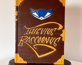 Sly Cooper book 12 cm tall