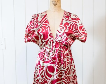 Vintage Y2K Silky Kimono Tunic Mini Dress, Red White Floral Swirl, Empire Waist, Boho Fairycore Style, Small Medium