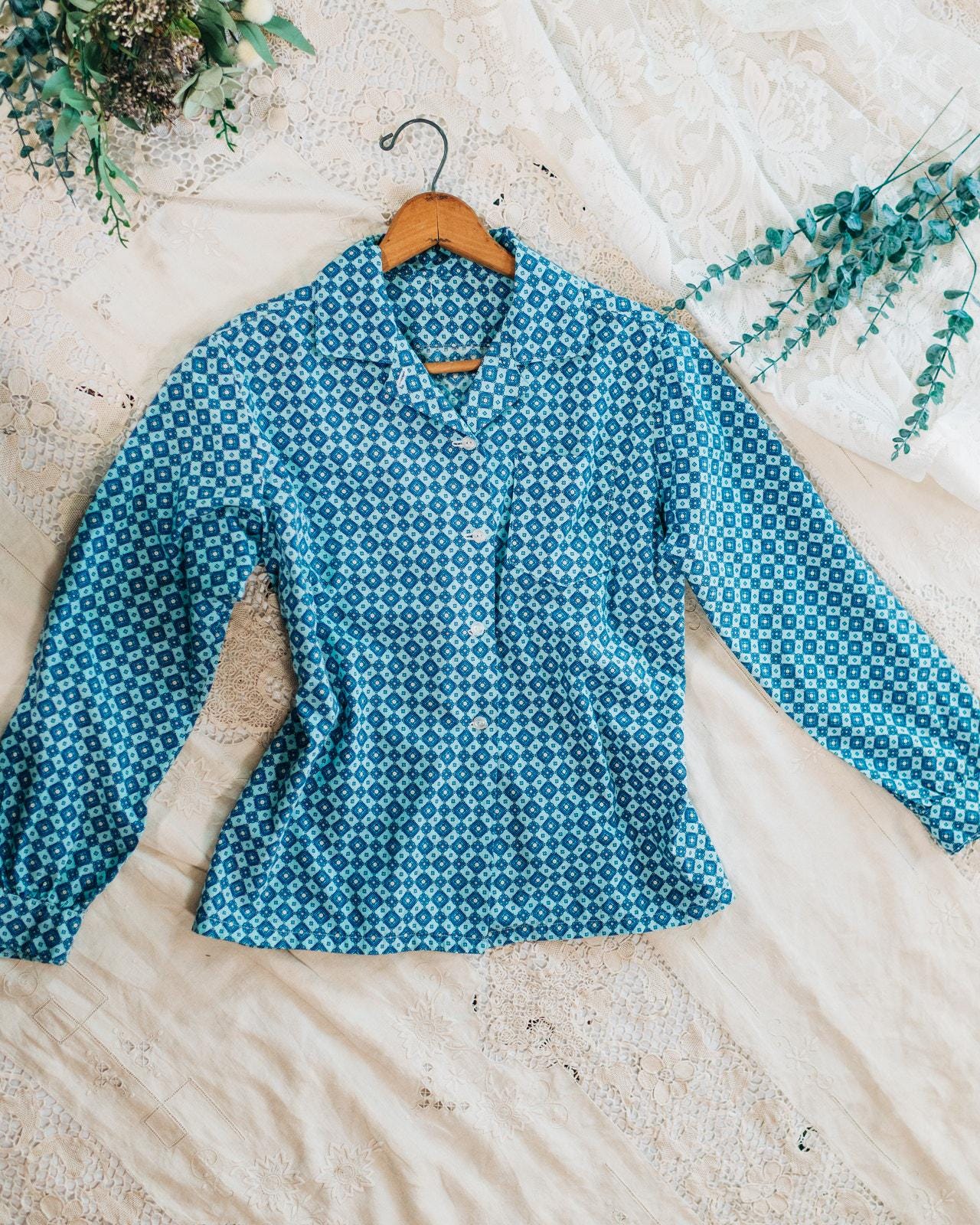 Vintage 70s Women's Cotton Sleep Shirt, Blue MCM Atomic Paisley