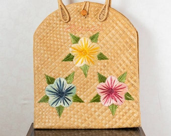 Vintage 60s 70s Hawaii Woven Raffia Straw LARGE Tote, Tropical Flowers, Colorful