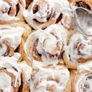 Gourmet Cinnamon Rolls Traditional