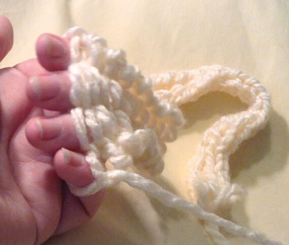 Finger Knitting Tutorial Digital Download