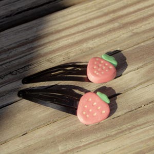 Kawaii strawberry hair clip