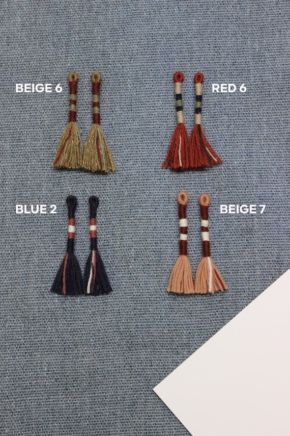 HISTORICAL HANDMADE TASSELS | Woolen accessory for reenactment, Middle Ages, Viking, Celtic, Romans, historical accessory, full wool.