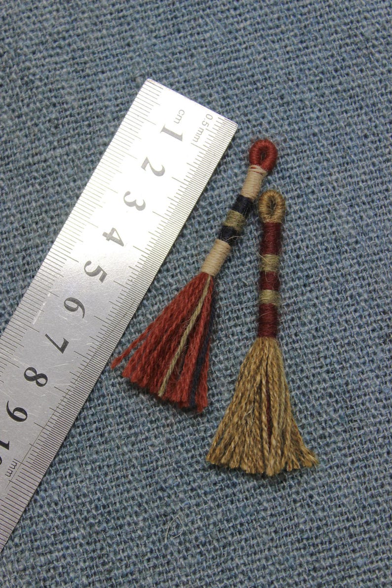 Borlas históricas feitas à mão | Acessório de lã para reconstituição histórica, Idade Média, Vikings, Celtas, Romanos, acessório histórico, 100% lã. imagem 2