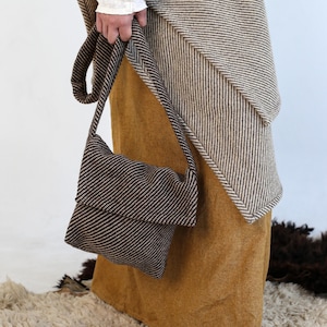 SAC HISTORIQUE EN LAINE | Sac viking tissé à la main, pochette cousue main, sac médiéval, sac romain, laine 100 %, entièrement fait main, accessoire de sac historique.