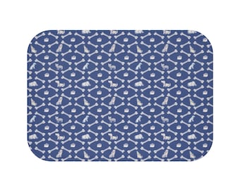 Wit badmat met beenpatroon | Marineblauwe antislip badkamerdeken Dog Bones