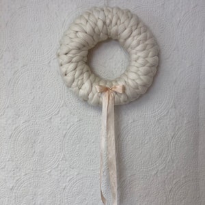 Braided wool wreath image 10