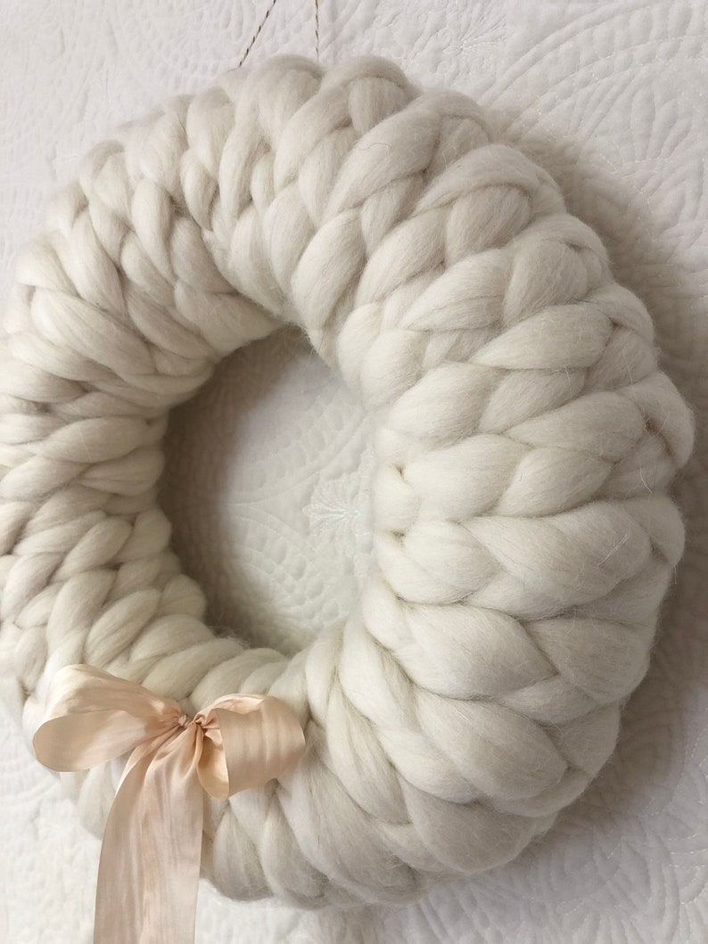 Braided wool wreath image 9