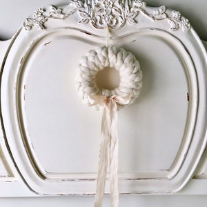 Braided wool wreath image 5