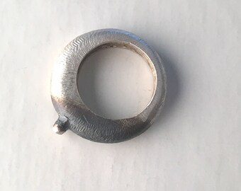 MOON TWO * zilveren ring * zwarte patina