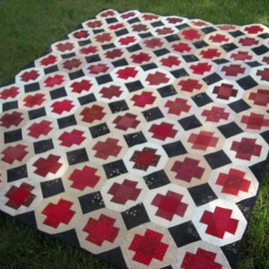Greek Cross Patchwork Quilt PDF Pattern