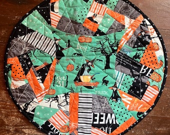 Halloween Quilted Table Mat