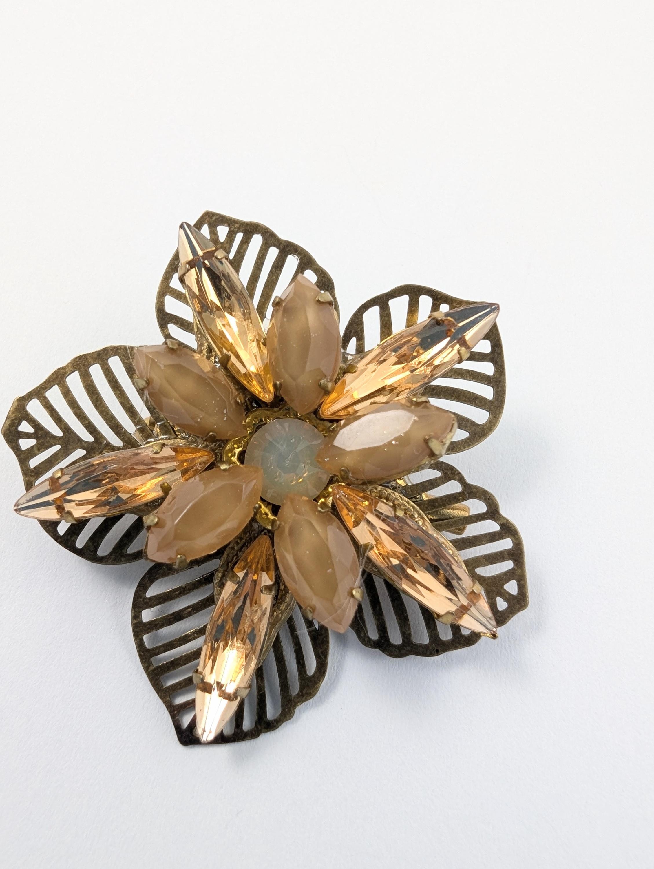 Broche Ancienne Vintage Avec De Gros Brillants En Cristal - Occasion - Bijou Scintillant