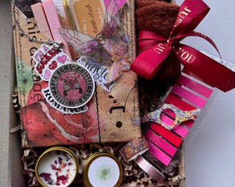 Spicy Romance Blind Date with a Book | 18+ BookTok Smut Gift | Personalized Bookish Box for bookworm